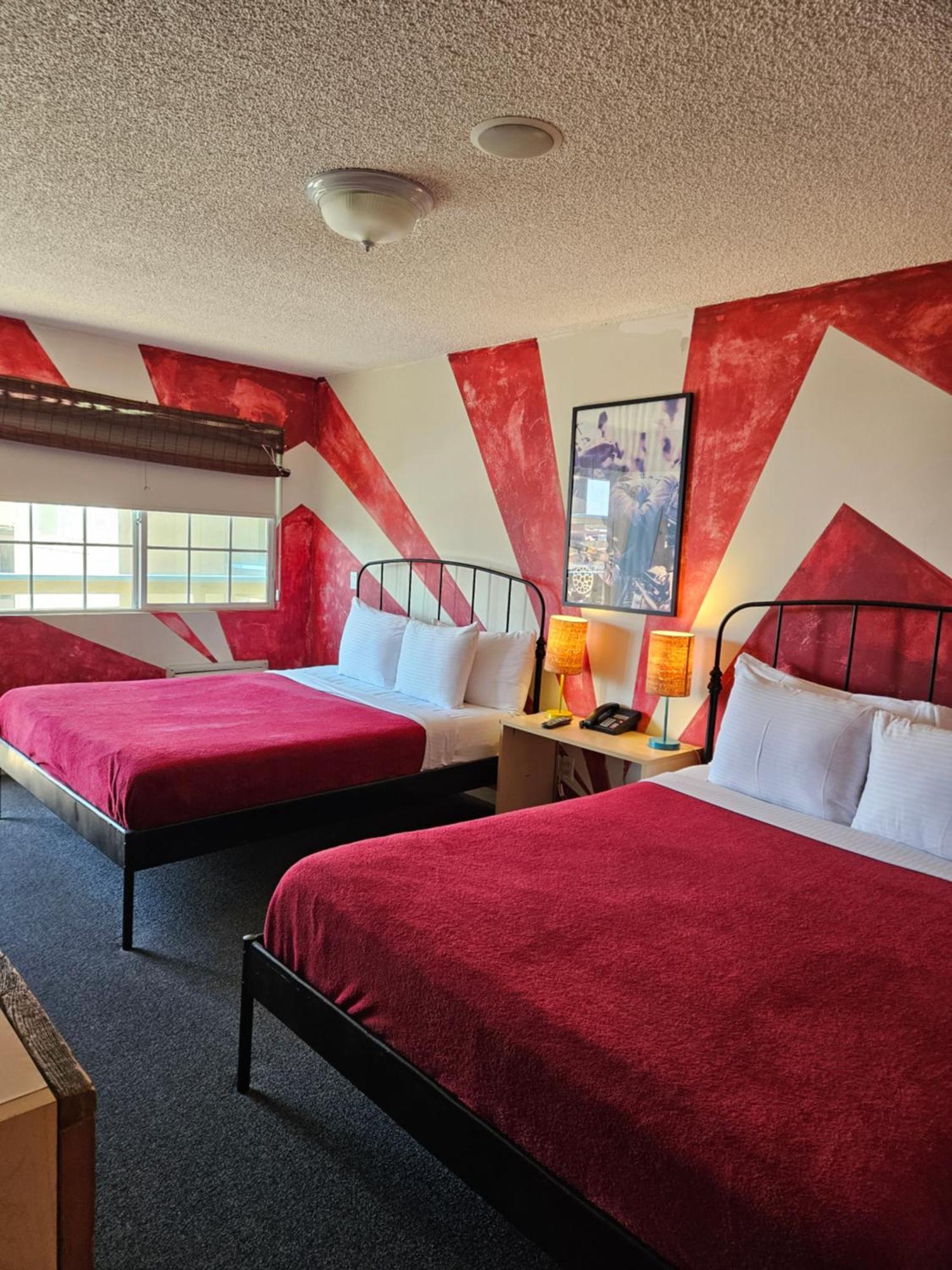 Huntington Surf Inn Huntington Beach Extérieur photo
